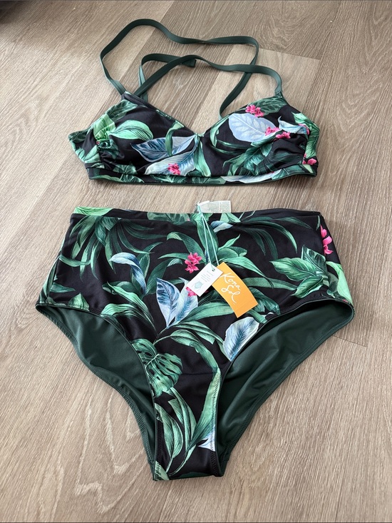 Kona Sol Other - Kona Sol Black Bikini with Green Leaf Print NWT Large